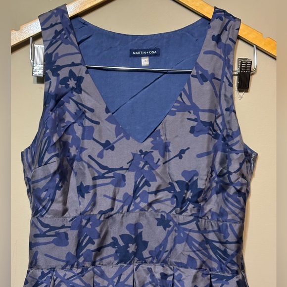 MARTIN + OSA 100% Silk Floral Dress - Picture 4 of 10